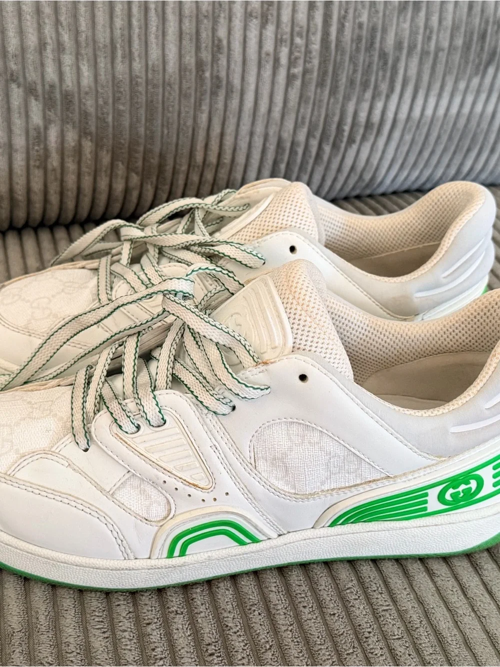 Gucci White & Green Low-Top Sneakers